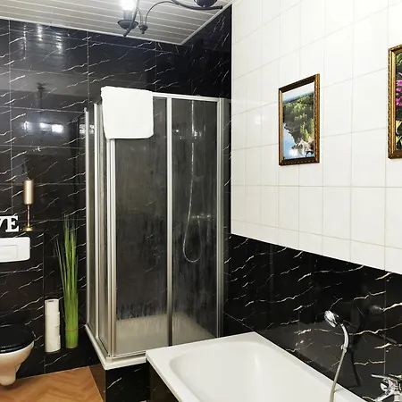 Apartment Under The Hill